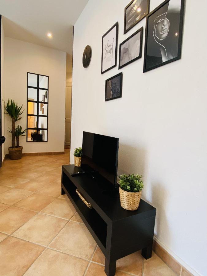 Corso Home- Central Apartment In Menton Buitenkant foto